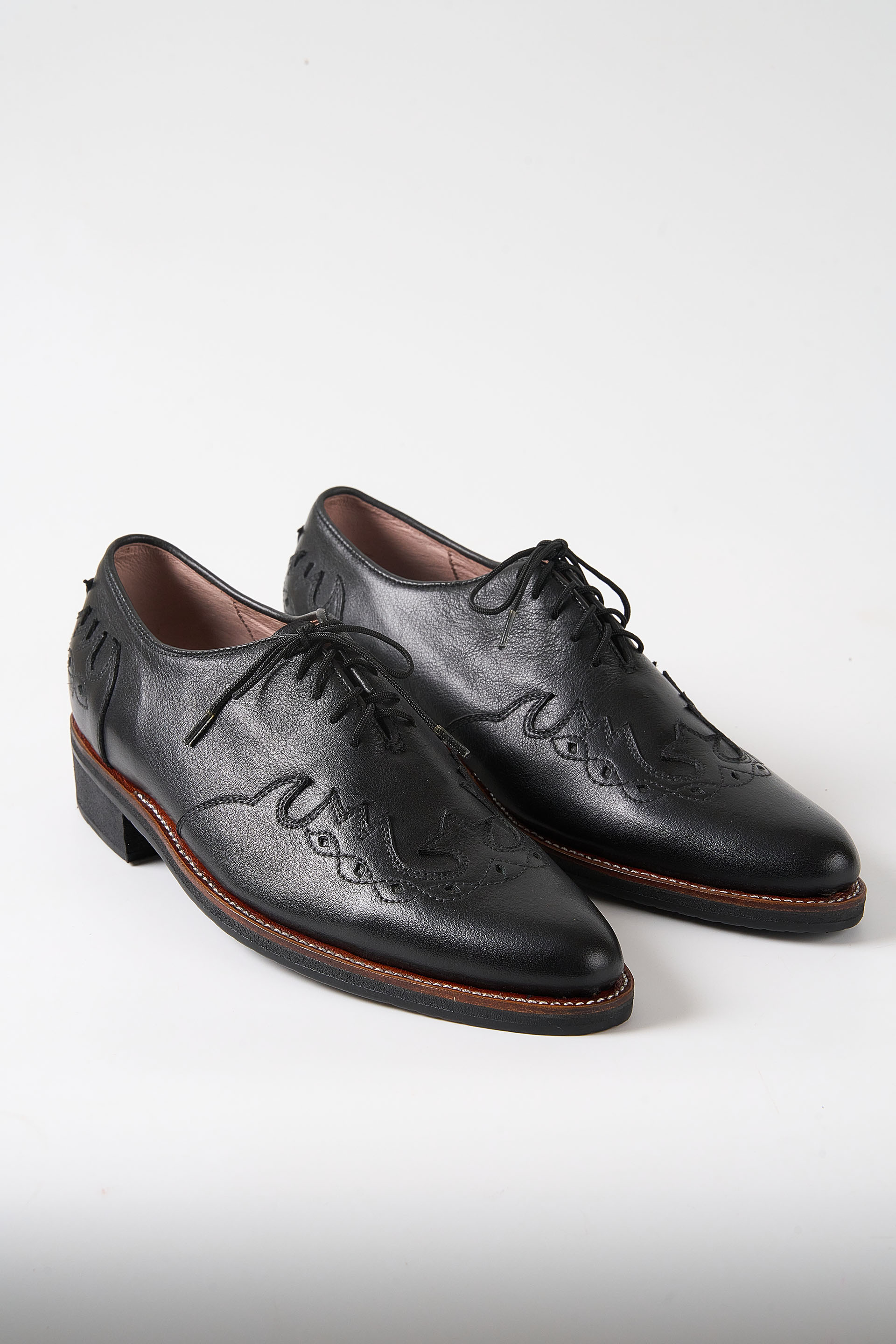 Men Oxford Shoes (Black)