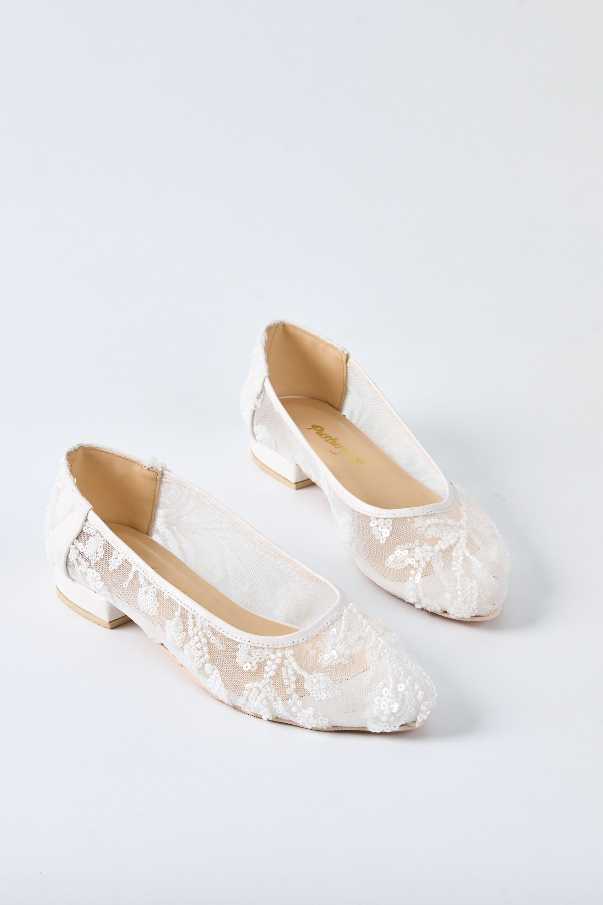 Lace Dream Bridal Flats by Pustoryosa Shoe Store